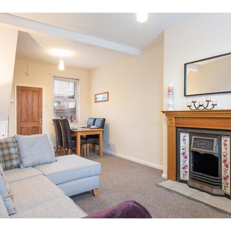 Beautiful 2 Bed With Free Parking - Pass The Keys Apartamento York Exterior foto